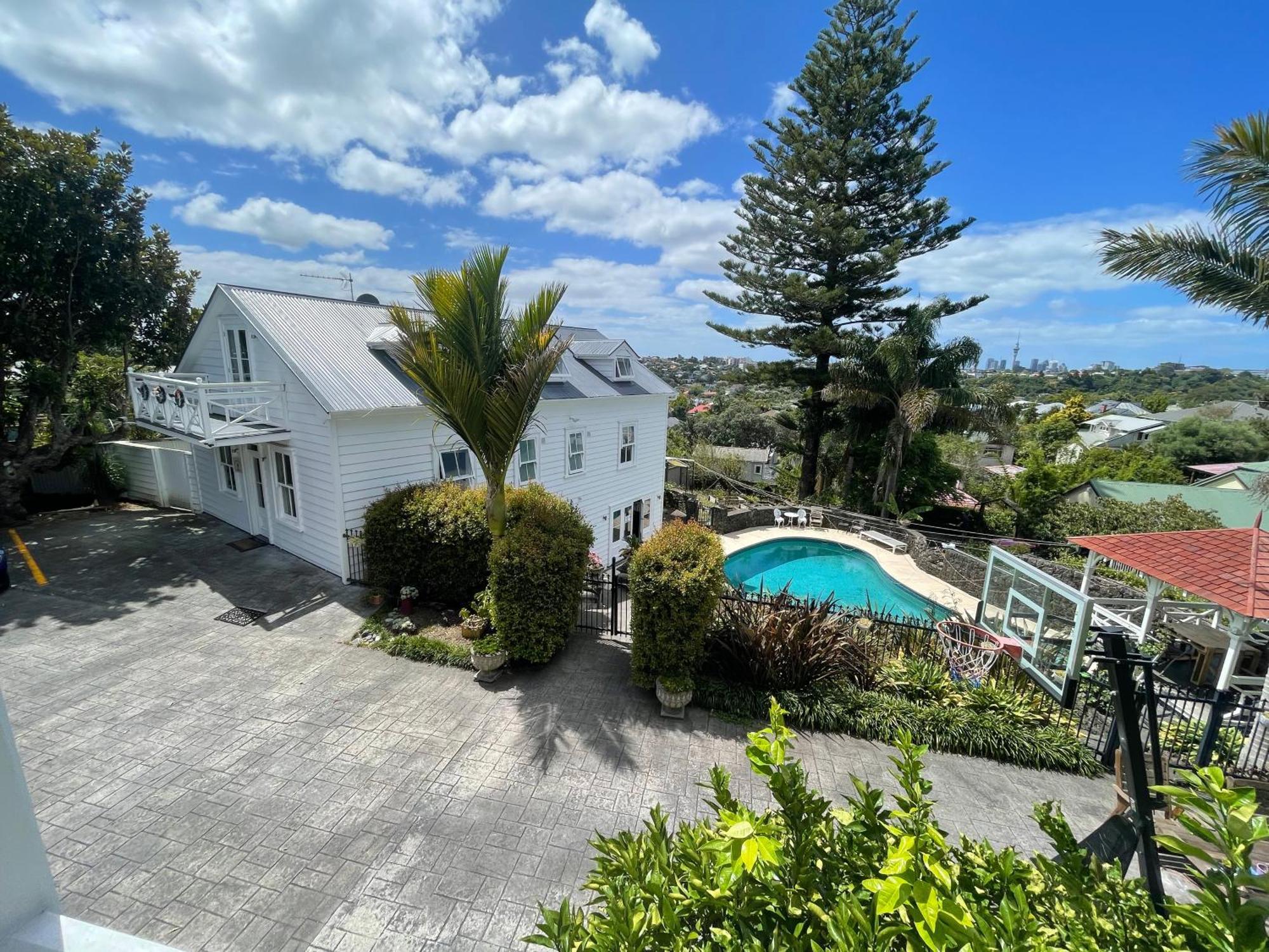 Western Springs Villa To Auckland Central Heritage Villa Exterior photo